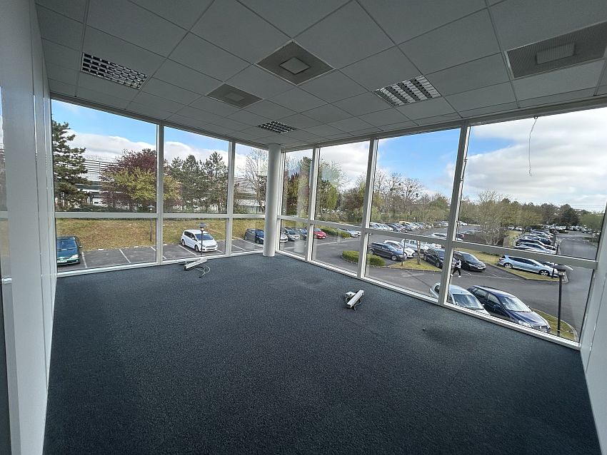 Bureau Location 95700 ROISSY EN FRANCE