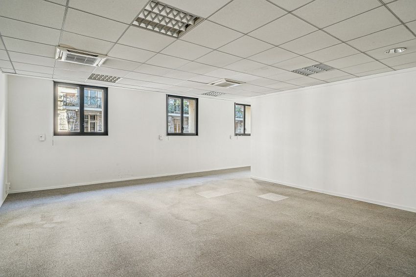Bureau Location 75008 PARIS 250BIS RUE DU FAUBOURG SAINT HONORE
