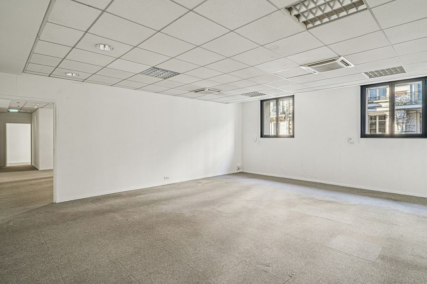 Bureau Location 75008 PARIS 250BIS RUE DU FAUBOURG SAINT HONORE