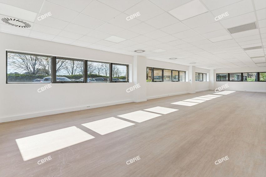 Bureau Location 33700 MERIGNAC  RUE ARIANE
