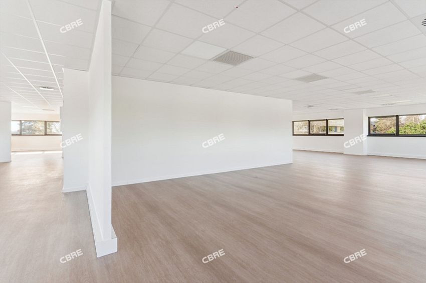 Bureau Location 33700 MERIGNAC  RUE ARIANE