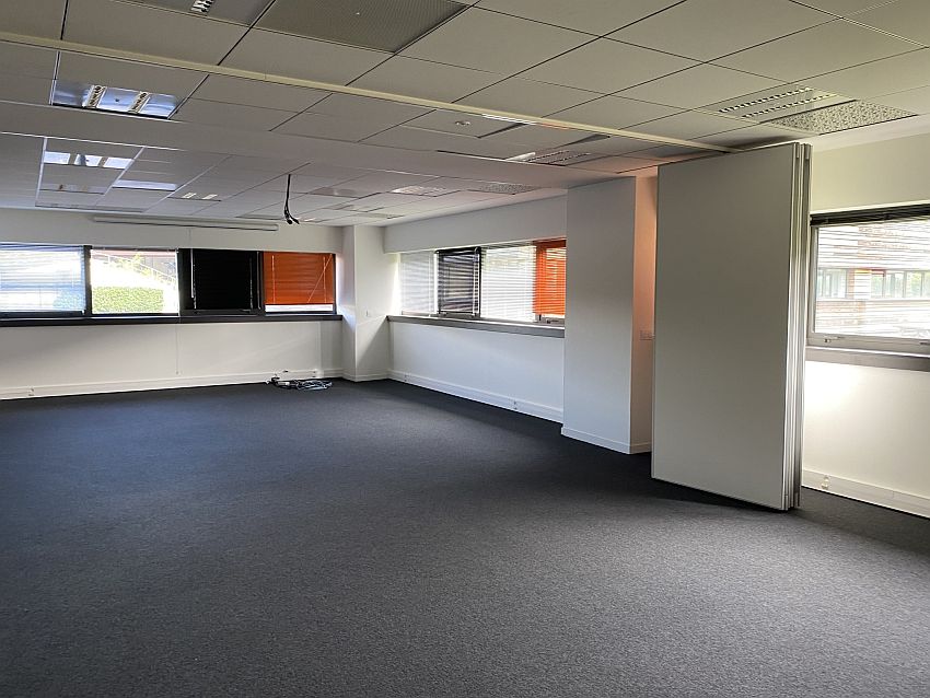 Bureau Location 33700 MERIGNAC  RUE ARIANE