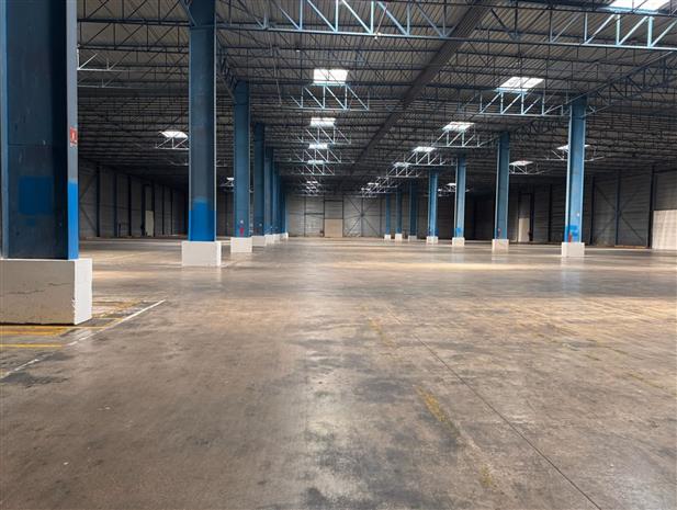 Entrepôt / Local d'activités Vente/Location 91180 ST GERMAIN LES ARPAJON