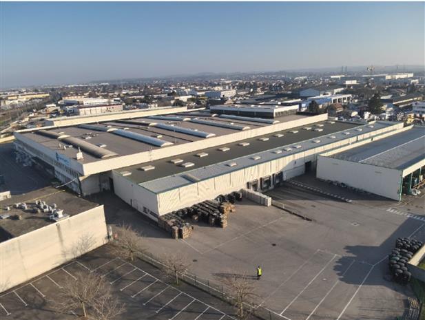 Entrepôt / Local d'activités Location 69800 ST PRIEST