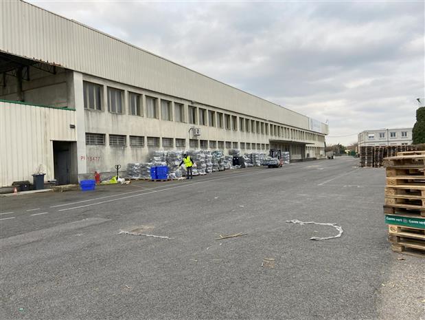 Entrepôt / Local d'activités Location 69800 ST PRIEST