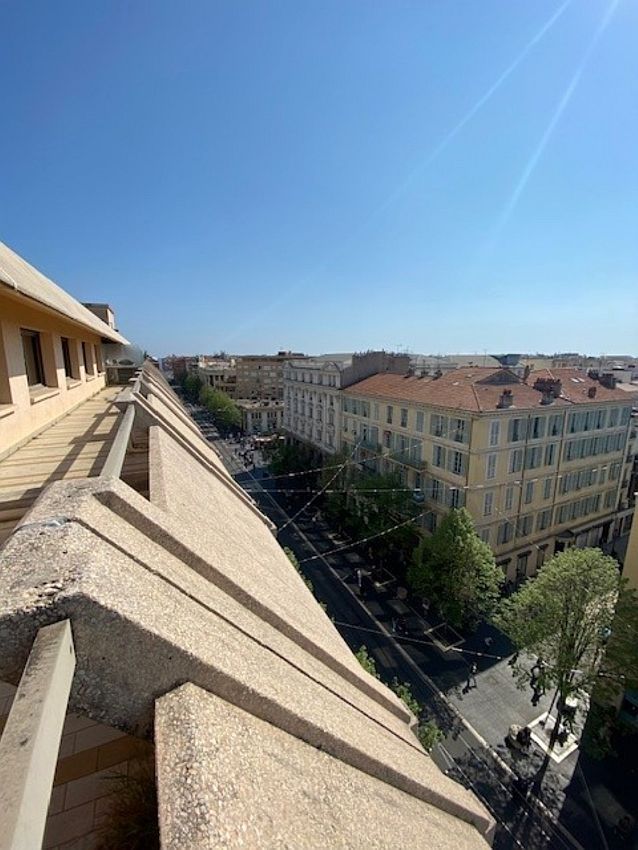 Bureau Location 06000 NICE