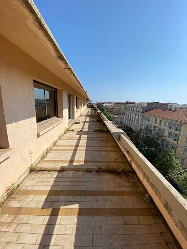 Bureau Location 06000 NICE