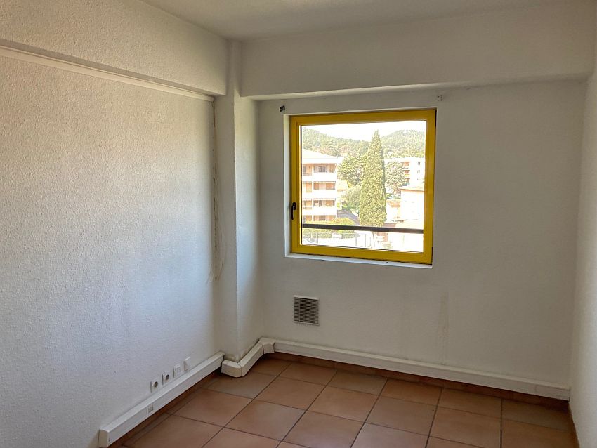 Bureau Location 83170 BRIGNOLES