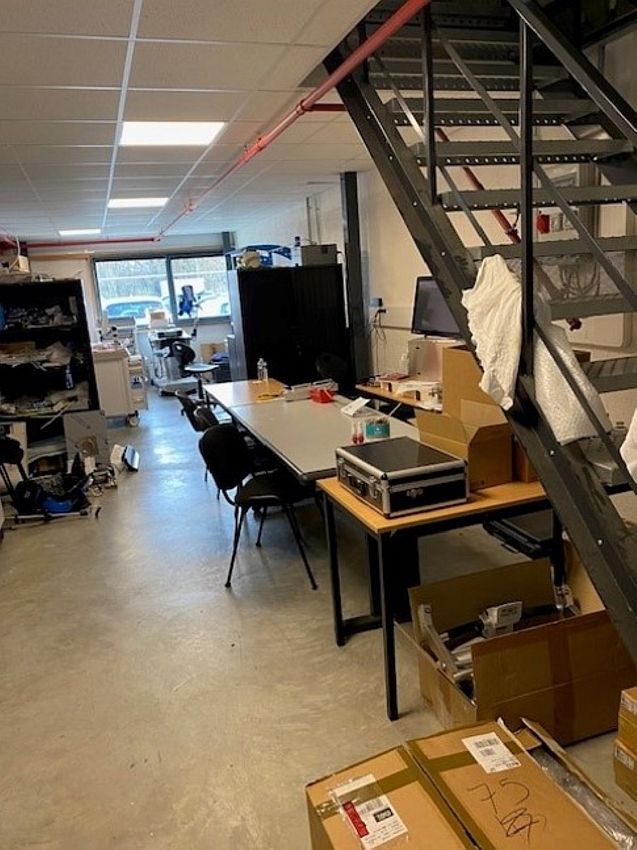 Entrepôt / Local d'activités Vente 33185 LE HAILLAN 116 AVENUE DE MAGUDAS