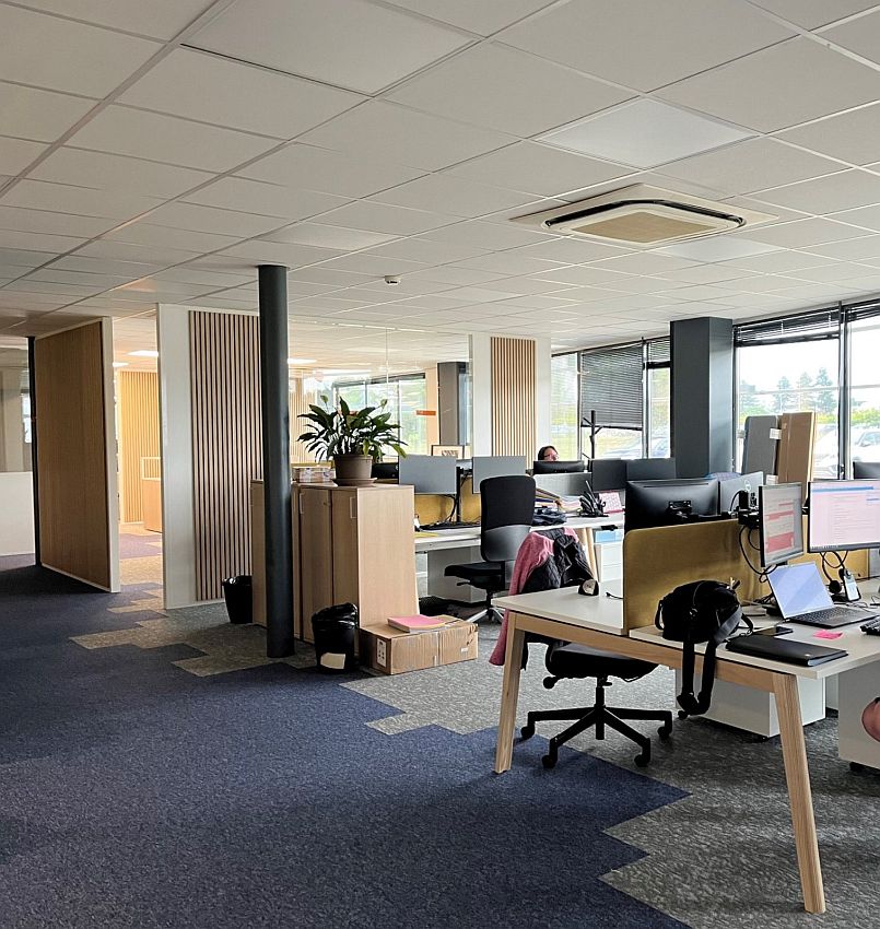 Entrepôt / Local d'activités Vente 33185 LE HAILLAN 116 AVENUE DE MAGUDAS
