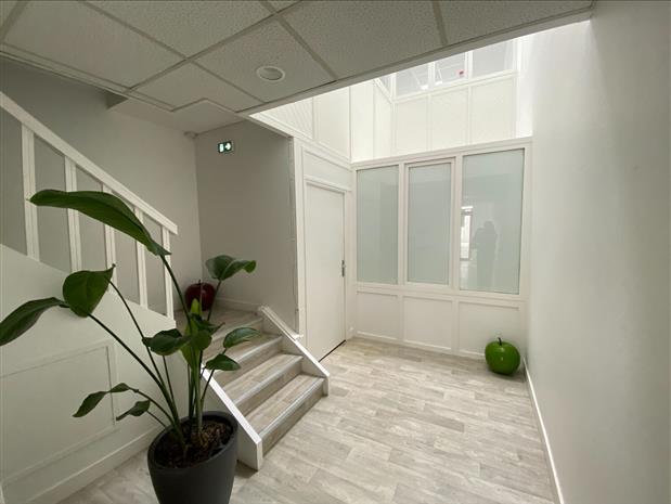 Bureau Vente 35000 RENNES 25 RUE DES TRENTE