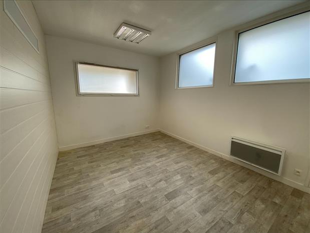 Bureau Vente 35000 RENNES 25 RUE DES TRENTE
