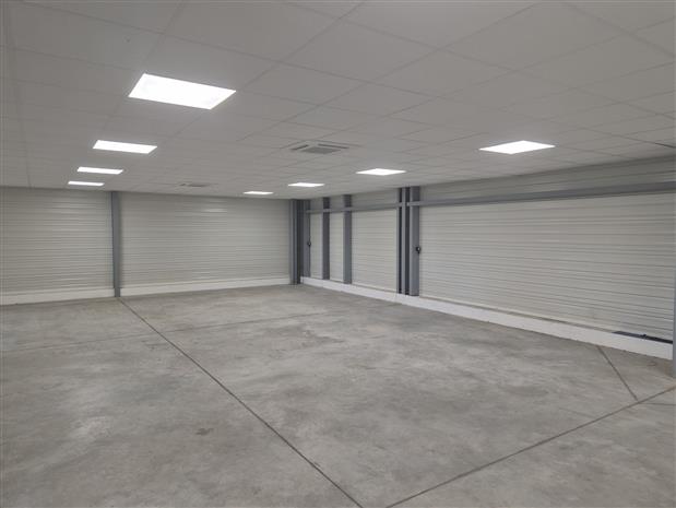 Local d'activités Location 35230 NOYAL CHATILLON SUR SEICHE 1 ALLEE DES FRERES MONTGOLFIER