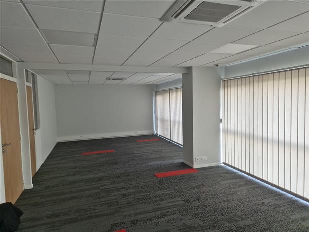 Local d'activités Location 35230 NOYAL CHATILLON SUR SEICHE 1 ALLEE DES FRERES MONTGOLFIER