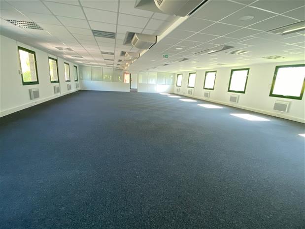Bureau Location 35000 RENNES 11 RUE ANDRE ET YVONNE MEYNIER
