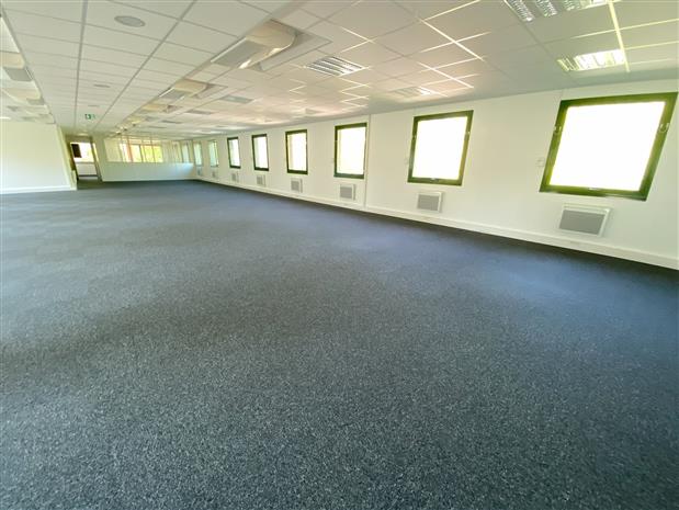 Bureau Location 35000 RENNES 11 RUE ANDRE ET YVONNE MEYNIER