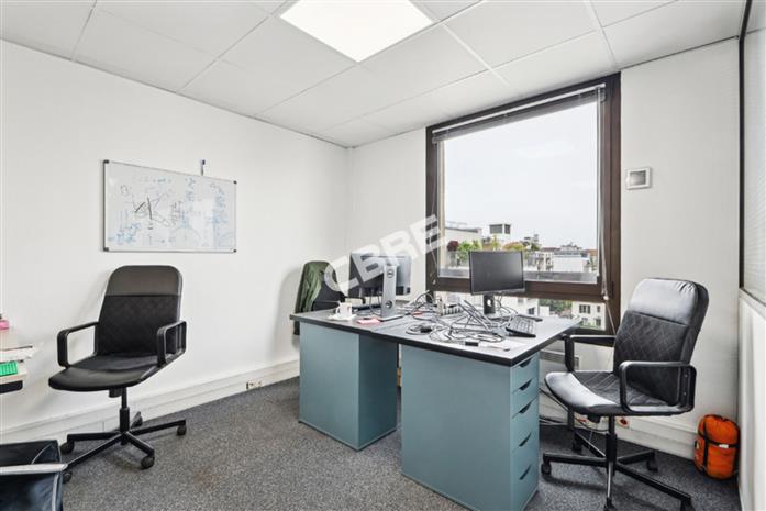 Bureau Location 92120 MONTROUGE 98-100 AVENUE ARISTIDE BRIAND
