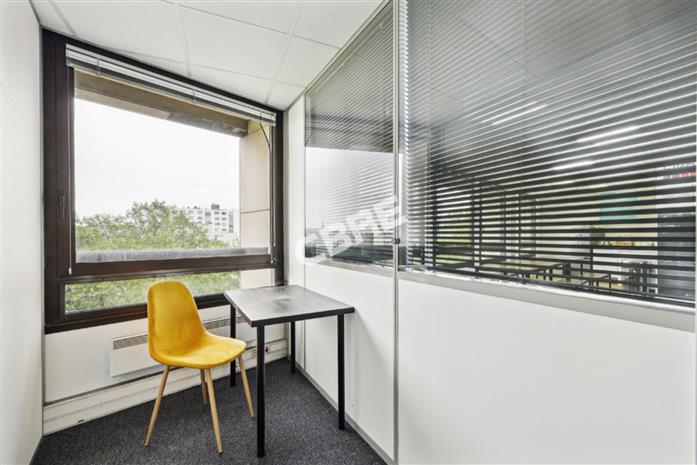 Bureau Location 92120 MONTROUGE 98-100 AVENUE ARISTIDE BRIAND