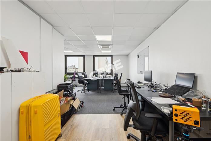 Bureau Location 92120 MONTROUGE 98-100 AVENUE ARISTIDE BRIAND