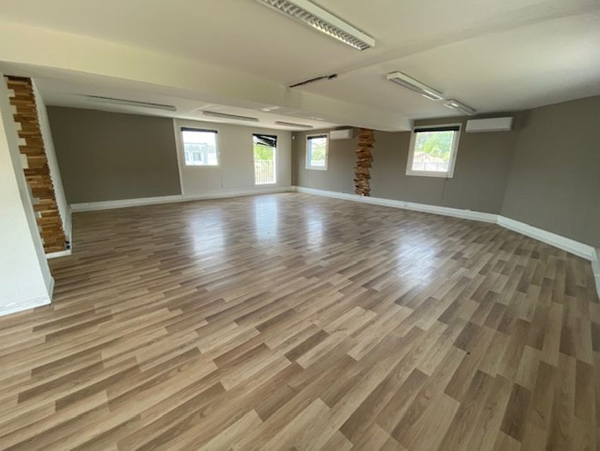 Bureau Location 06270 VILLENEUVE LOUBET
