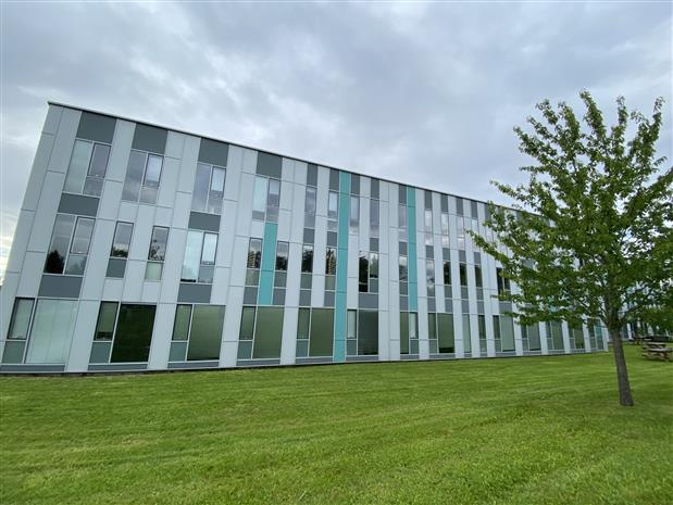 Bureau Location 35770 VERN SUR SEICHE  RUE DU PRE LONG