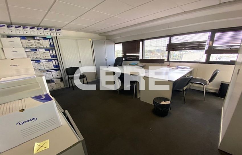Bureau Location 06270 VILLENEUVE LOUBET