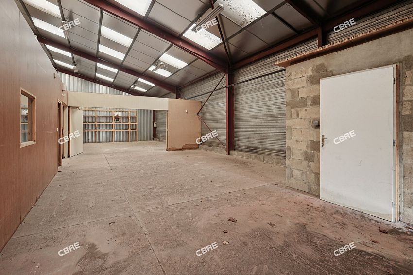 Local d'activités Location 33170 GRADIGNAN