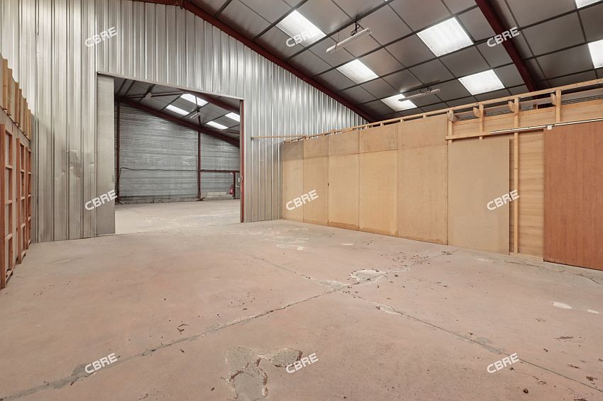 Local d'activités Location 33170 GRADIGNAN