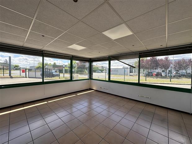 Local d'activités Location 69400 ARNAS