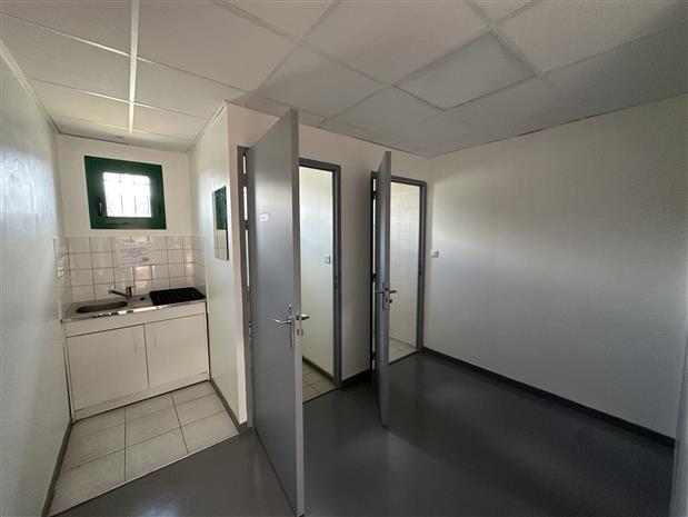 Local d'activités Location 69400 ARNAS