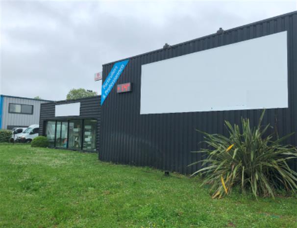 Local d'activités Location 33500 LIBOURNE
