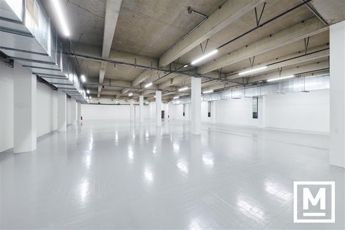 Local d'activités Location 93100 MONTREUIL