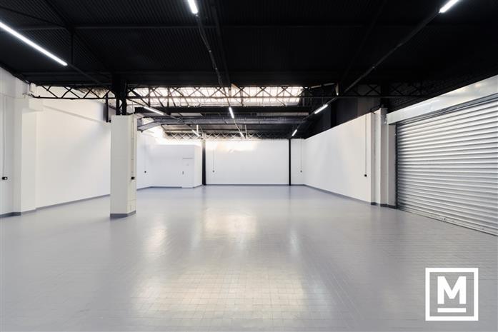 Local d'activités Location 93100 MONTREUIL
