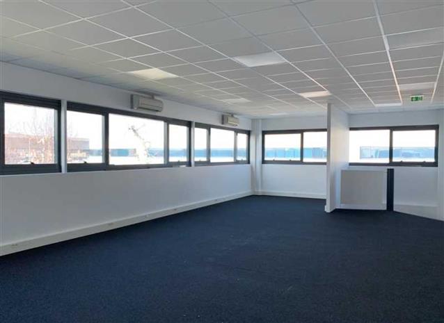 Local d'activités Location 94380 BONNEUIL SUR MARNE