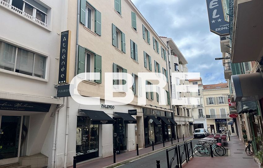 Bureau Location 06400 CANNES