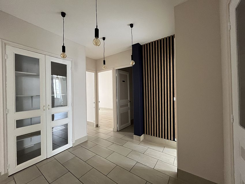 Bureau Location 06400 CANNES