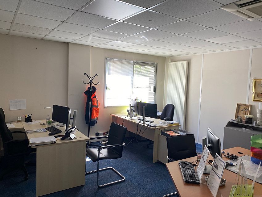 Local d'activités Vente 95310 ST OUEN L'AUMONE