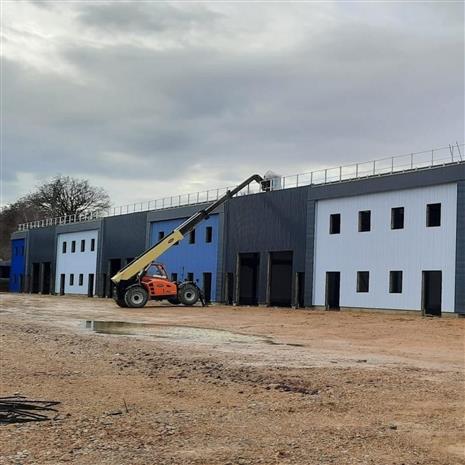 Local d'activités Vente/Location 01310 ST REMY