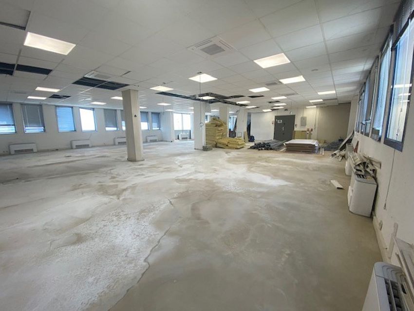 Bureau Location 06200 NICE