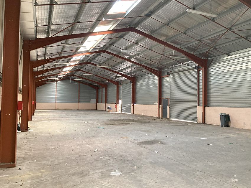 Local d'activités Location 83340 FLASSANS SUR ISSOLE