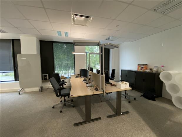 Bureau Location 35136 ST JACQUES DE LA LANDE 1C RUE LOUIS BRAILLE