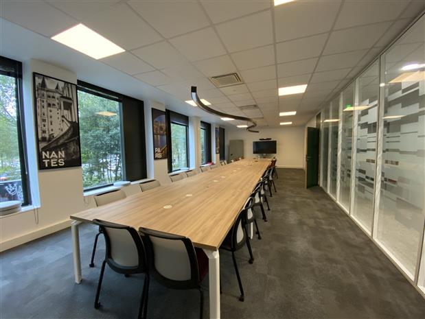 Bureau Location 35136 ST JACQUES DE LA LANDE 1C RUE LOUIS BRAILLE