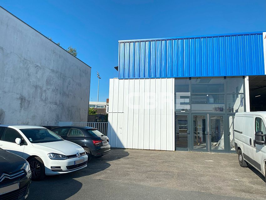 Local d'activités Location 33130 BEGLES