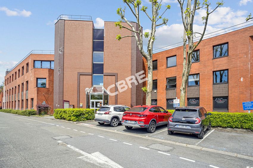 Bureau Vente 78180 MONTIGNY LE BRETONNEUX 6 RUE JEAN PIERRE TIMBAUD