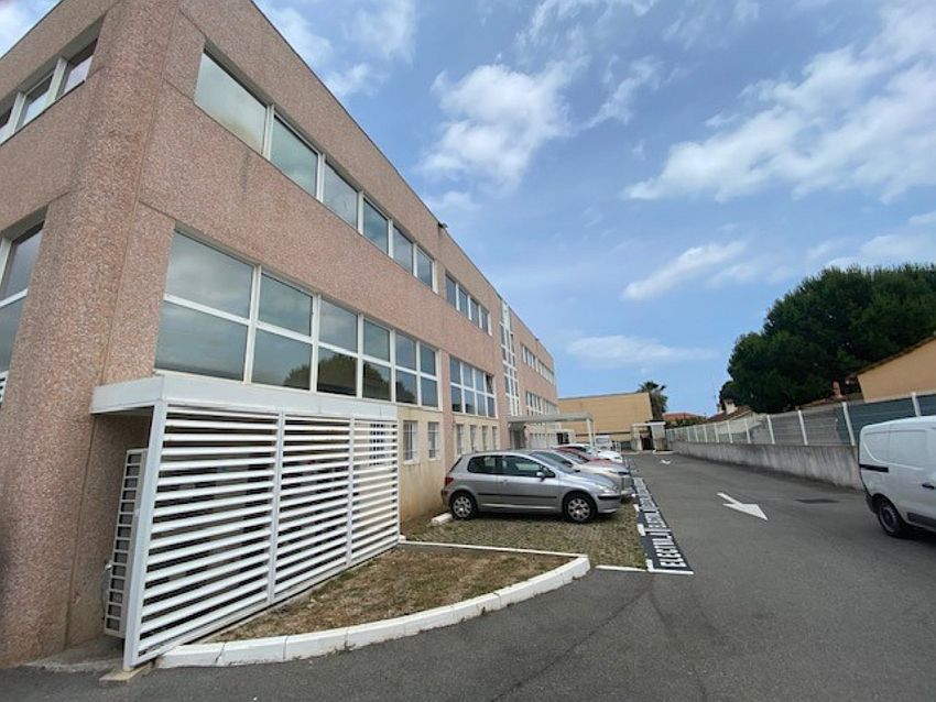Bureau Location 06270 VILLENEUVE LOUBET