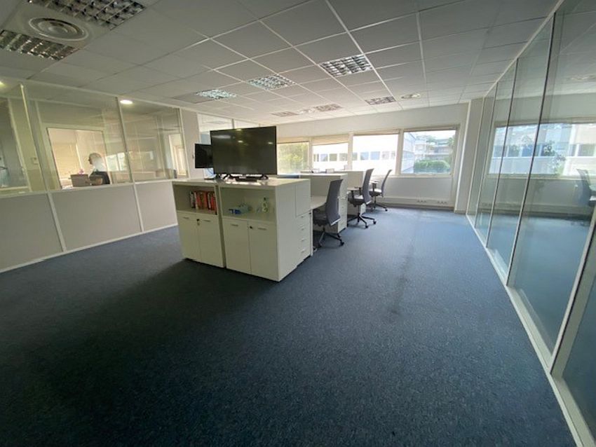 Bureau Location 06270 VILLENEUVE LOUBET