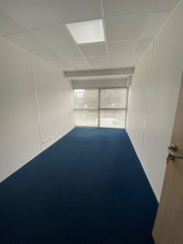 Bureau Location 06270 VILLENEUVE LOUBET