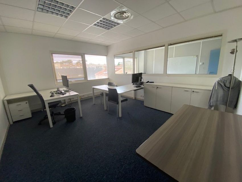Bureau Location 06270 VILLENEUVE LOUBET