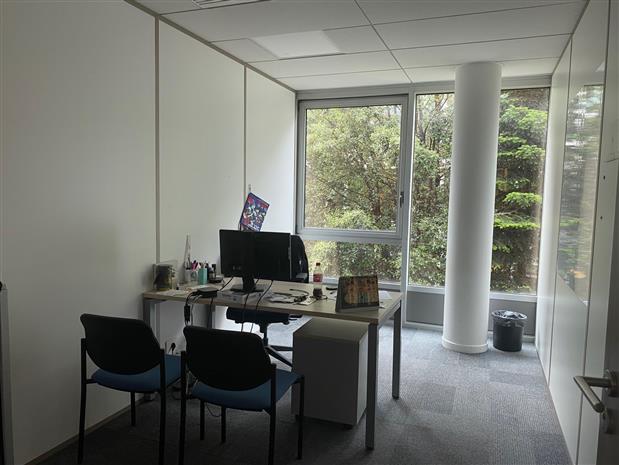 Bureau Location 69125 COLOMBIER SAUGNIEU  AEROPORT LYON SAINT EXUPERY