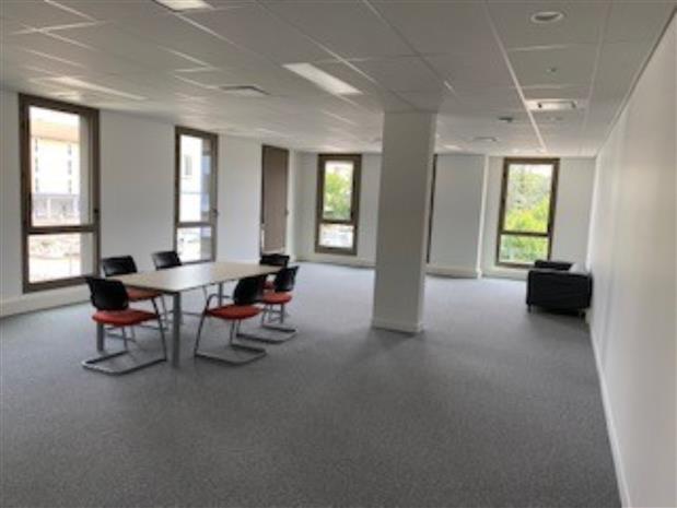 Bureau Vente/Location 69150 DECINES CHARPIEU 26 AVENUE JEAN JAURES